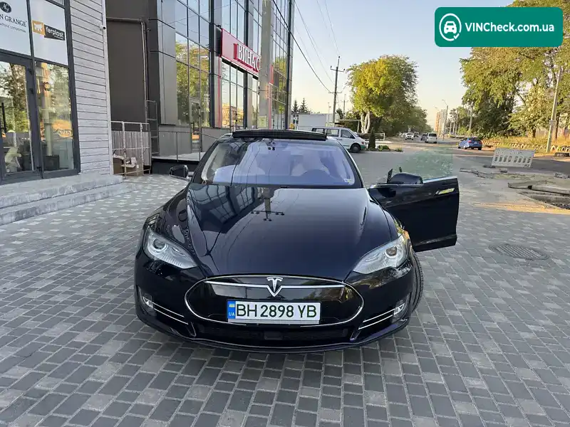 Tesla Model S 2014, фото з оголошення 1 з 11, VIN 5YJSA1H10EFP52850