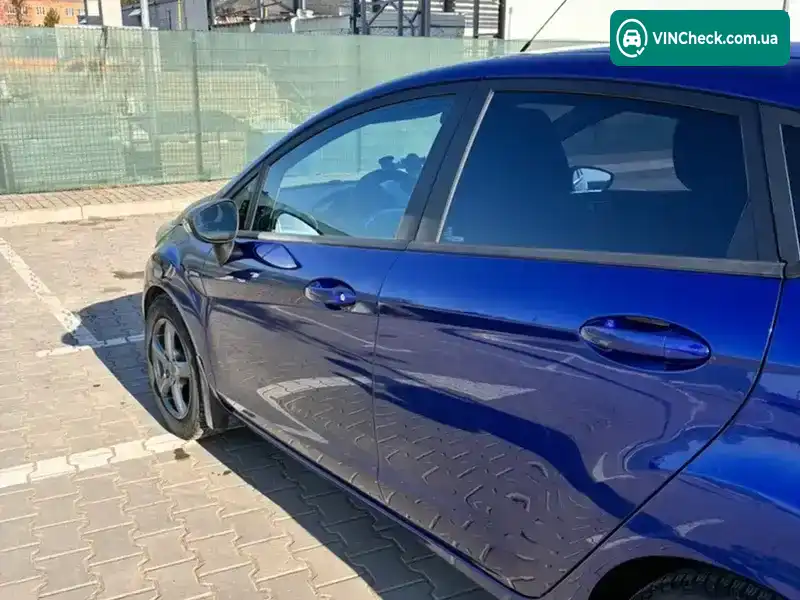 Ford Fiesta 2015, фото з оголошення 2 з 21, VIN WF0DXXGAKDFK52612