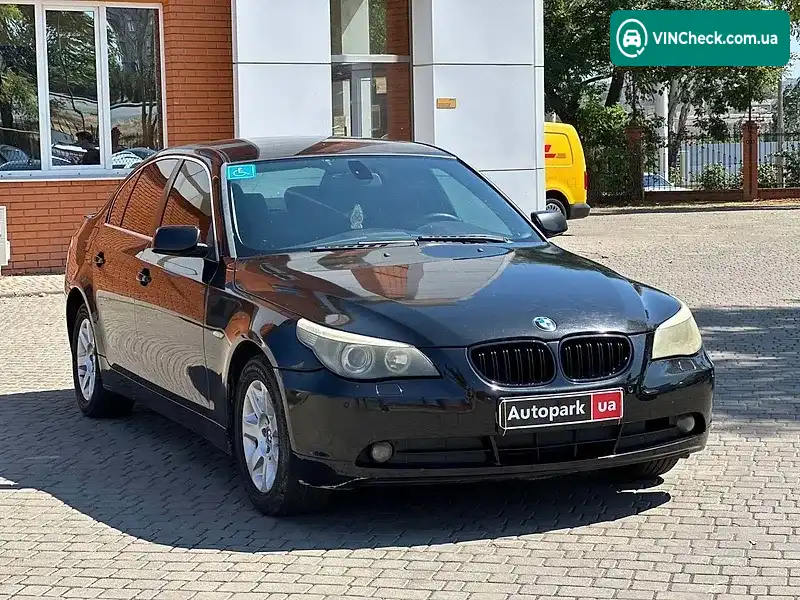 BMW 5 Series 2004, фото з оголошення 2 з 20, VIN WBANA31090B163847