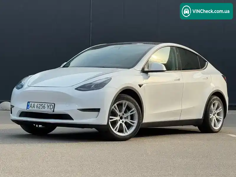 Tesla Model Y 2024, фото з оголошення 2 з 21, VIN 7SAYGDED8RF084555