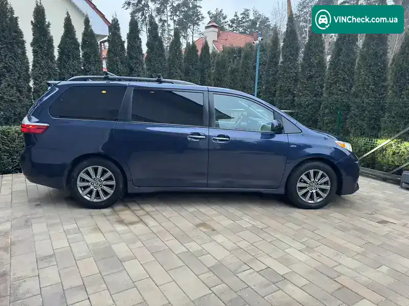Toyota Sienna 2019, фото з оголошення 2 з 13, VIN 5TDDZ3DC2KS221905