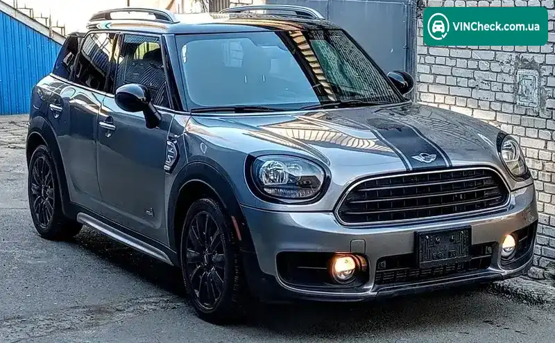 MINI Countryman 2017, фото з оголошення 2 з 13, VIN WMZYV5C33J3E02847
