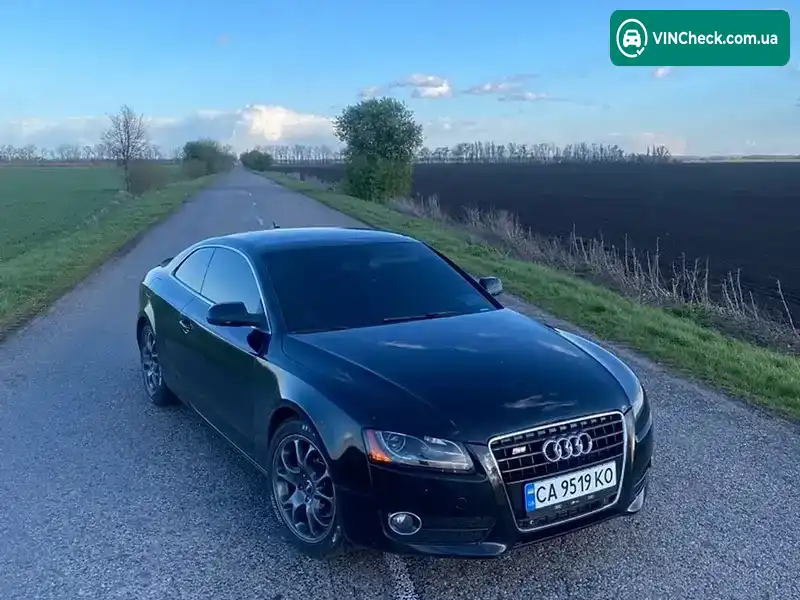 Audi A5 2010, фото з оголошення 1 з 21, VIN WAULFAFR2AA058191