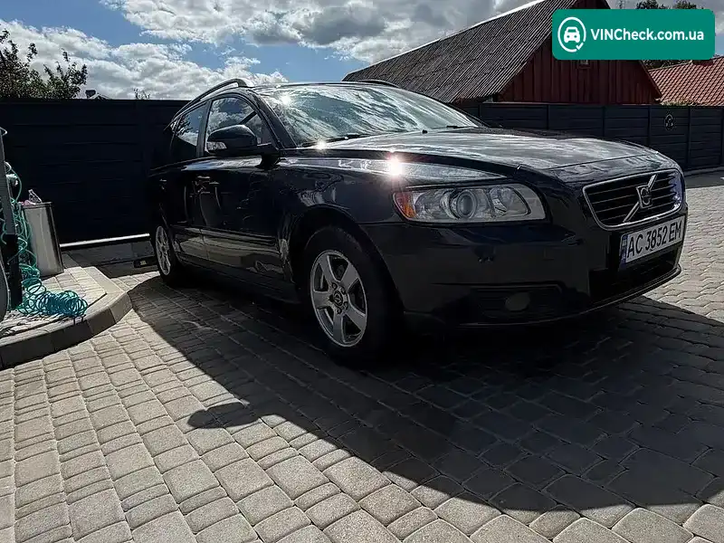 Volvo V50 2009, фото з оголошення 1 з 20, VIN YV1MW76F2A2548359