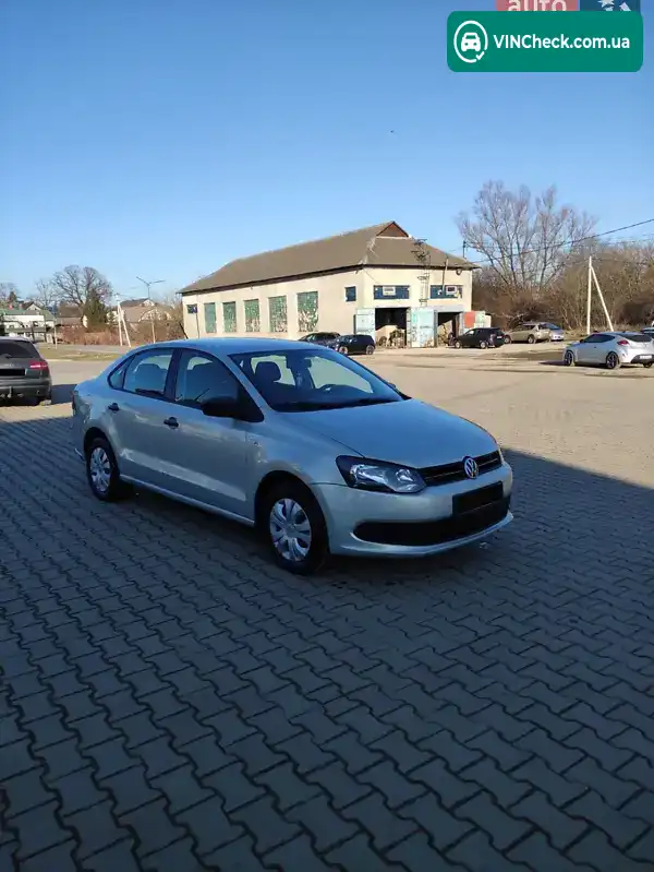 Volkswagen Polo 2013, фото з оголошення 1 з 11, VIN XW8ZZZ61ZDG053266
