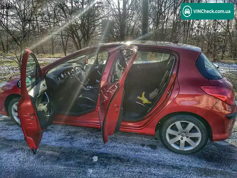 Peugeot 308 2008, фото з оголошення 1 з 11, VIN VF34C5FTF55302087