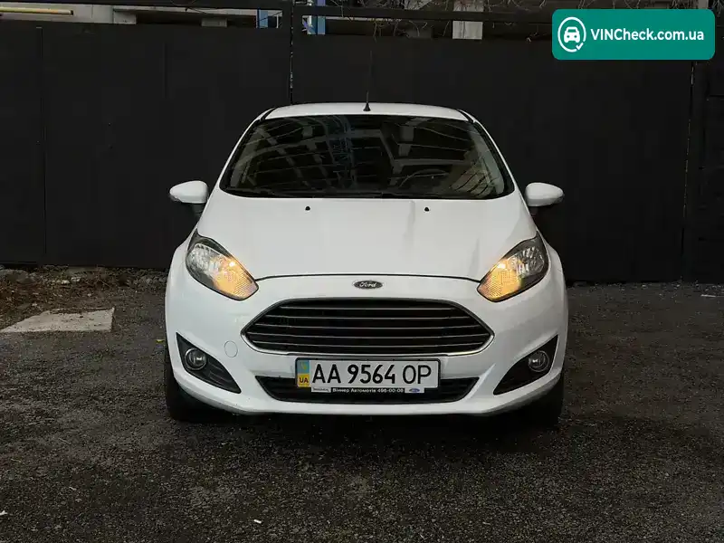 Ford Fiesta 2015, фото з оголошення 2 з 20, VIN WF0DXXGAKDFK53671