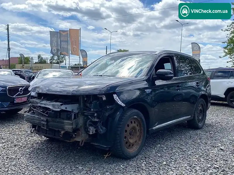 Mitsubishi Outlander 2018, фото з оголошення 1 з 20, VIN JA4J24A54JZ609714
