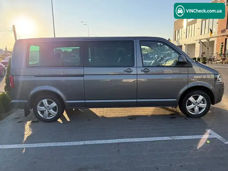 Volkswagen Multivan 2010, фото з оголошення 2 з 20, VIN WV2ZZZ7HZAH249835