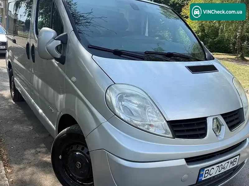 Renault Trafic 2011, фото з оголошення 2 з 20, VIN VF1FLAHA6BV417709