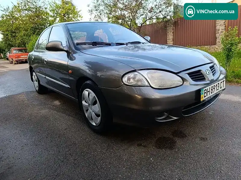 Hyundai Lantra 1999, фото з оголошення 2 з 6, VIN KMHJF31MPXU876429