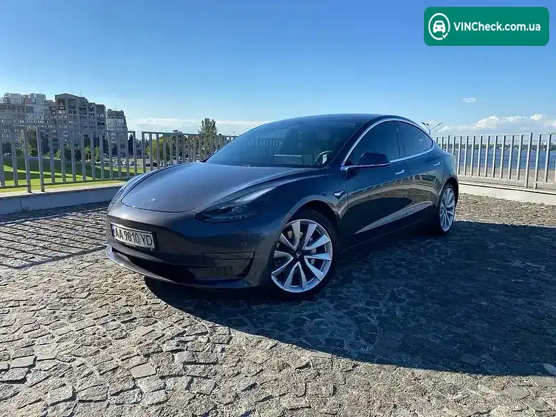 Tesla Model 3 2020, фото з оголошення 1 з 13, VIN 5YJ3E1EB3LF666645