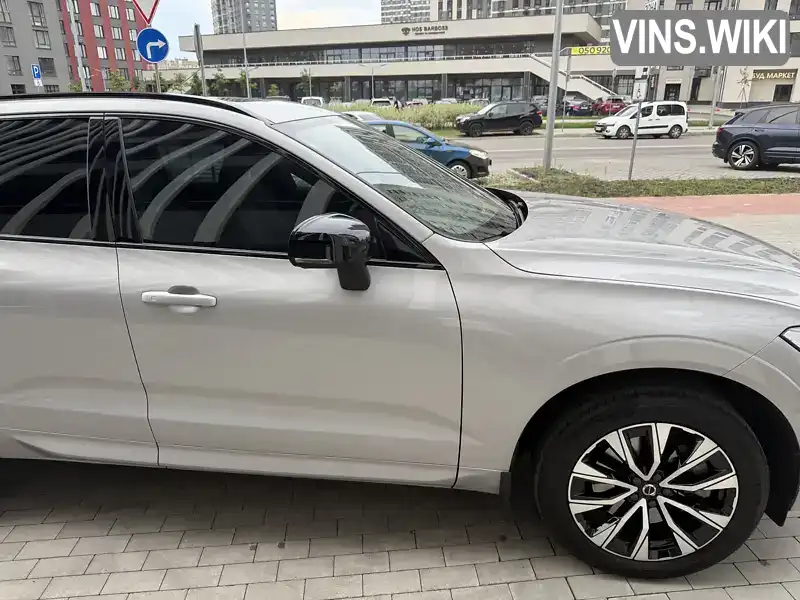 Volvo XC60 2023, фото з оголошення 2 з 21, VIN YV1UZK5V4R1738344