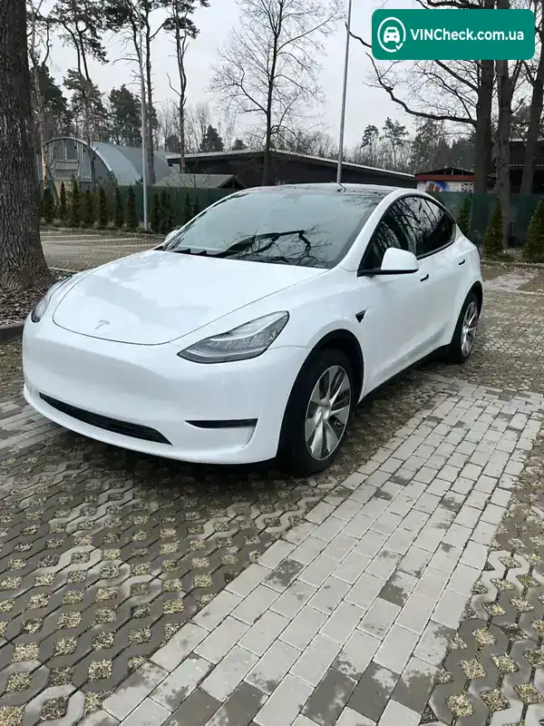 Tesla Model Y 2021, фото з оголошення 2 з 13, VIN 5YJYGAEE5MF207810