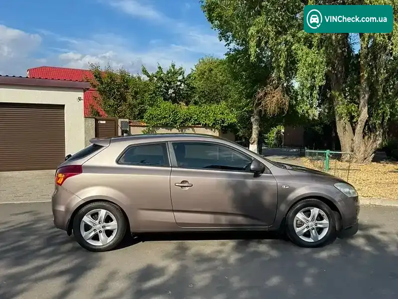 Kia Ceed 2009, фото з оголошення 2 з 21, VIN Y6DFF23229L031251