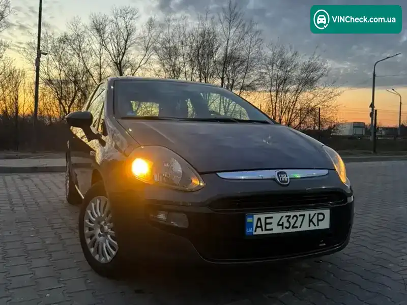 Fiat Punto 2011, фото з оголошення 1 з 21, VIN ZFA19900000782318