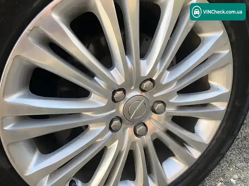 Chrysler 300C 2013, фото з оголошення 1 з 9, VIN 2C3CCAJT6EH126390