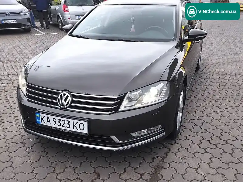 Volkswagen Passat 2012, фото з оголошення 2 з 9, VIN WVWZZZ3CZCP069111