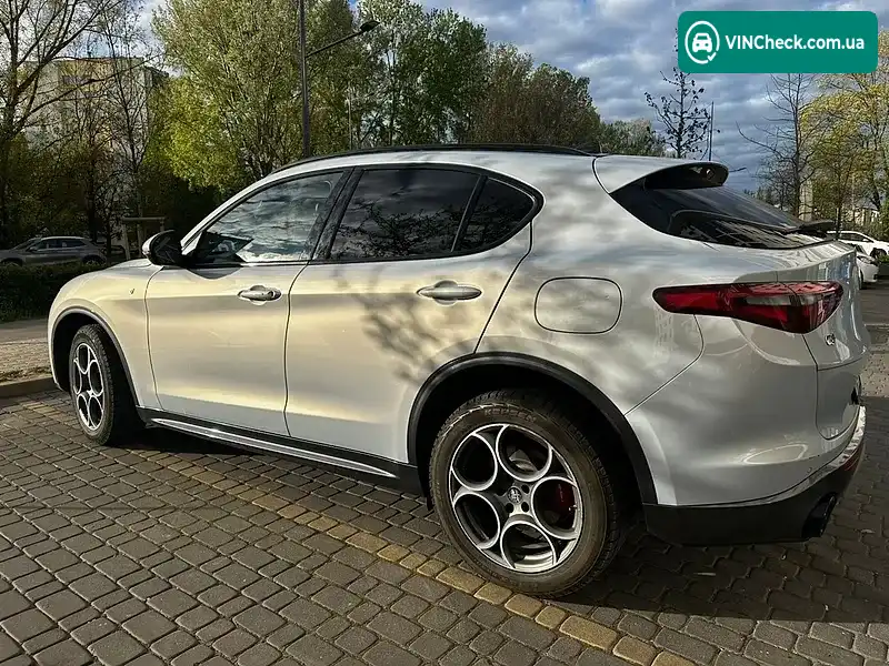 Alfa Romeo Stelvio 2022, фото з оголошення 2 з 13, VIN ZASPAKBN3N7D45240