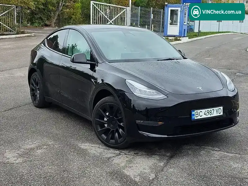Tesla Model Y 2023, фото з оголошення 2 з 19, VIN 7SAYGDEE0PA126607