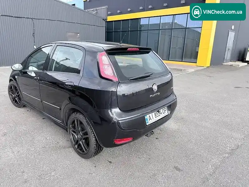 Fiat Punto 2010, фото з оголошення 2 з 13, VIN ZFA19900001686483