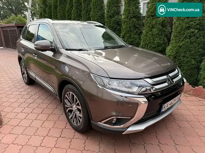 Mitsubishi Outlander 2018, фото з оголошення 1 з 20, VIN JMBXTGF3WJZ000555