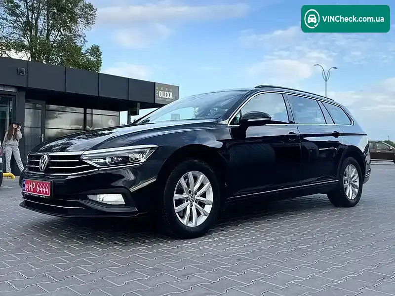 Volkswagen Passat 2019, фото з оголошення 2 з 20, VIN WVWZZZ3CZLE054008