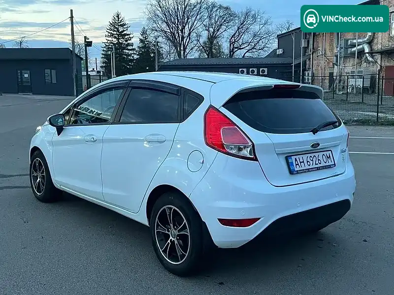 Ford Fiesta 2013, фото з оголошення 2 з 11, VIN WF0DXXGAKDDJ23617