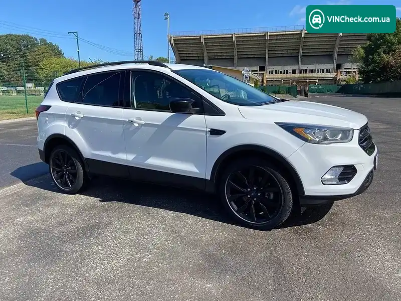 Ford Escape 2019, фото з оголошення 2 з 20, VIN 1FMCU9GD8KUC33890