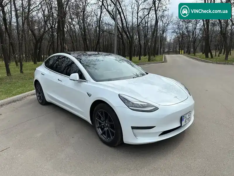 Tesla Model 3 2018, фото з оголошення 1 з 20, VIN 5YJ3E1EA9JF057564