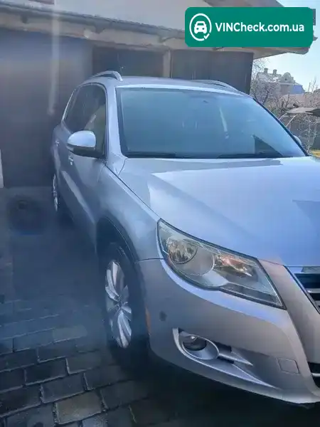 Volkswagen Tiguan 2010, фото з оголошення 2 з 17, VIN WVGAV7AX1BW501596