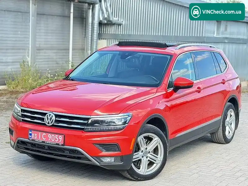 Volkswagen Tiguan 2017, фото з оголошення 1 з 20, VIN 3VV4B7AX8JM058597