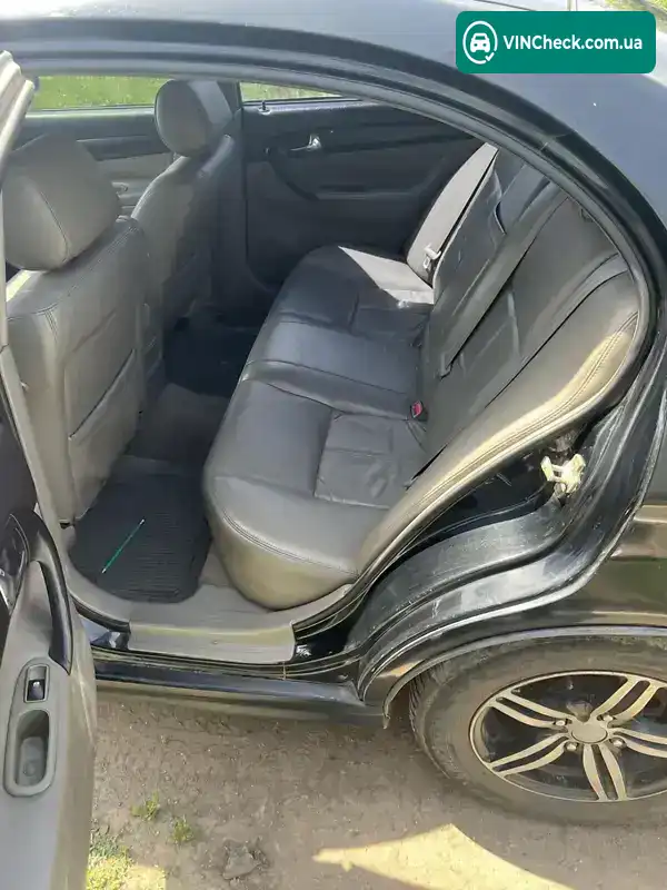 Chevrolet Evanda 2005, фото з оголошення 2 з 19, VIN KL1LF69ZE6B191002