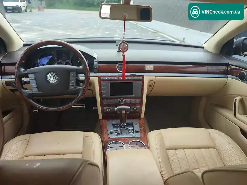 Volkswagen Phaeton 2008, фото з оголошення 1 з 12, VIN WVWZZZ3DZ88005693