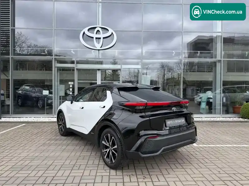 Toyota C-HR 2024, фото з оголошення 2 з 18, VIN JTPACABA20R009854
