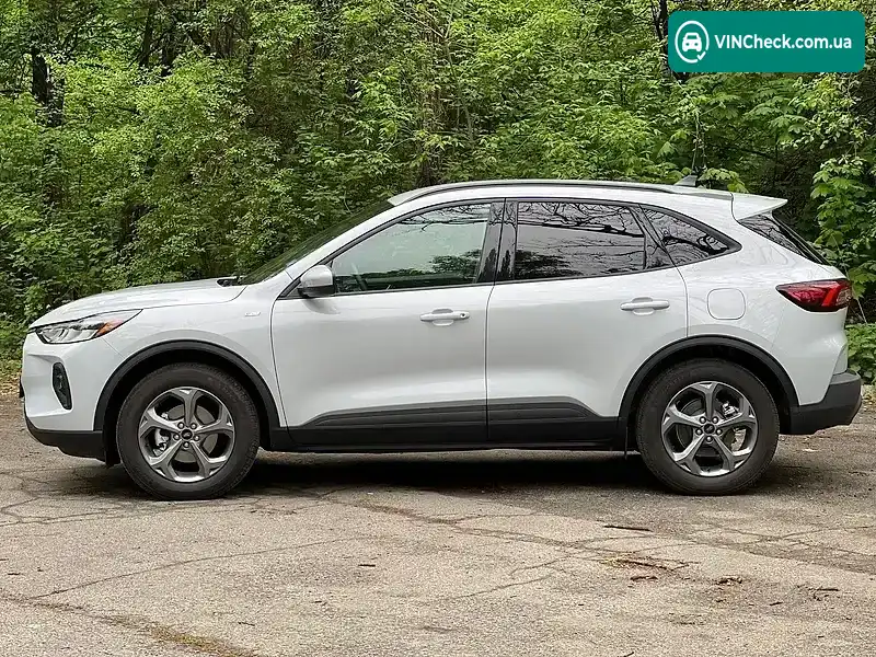 Ford Escape 2025, фото з оголошення 2 з 21, VIN 1FMCU9NZ0SUB24872