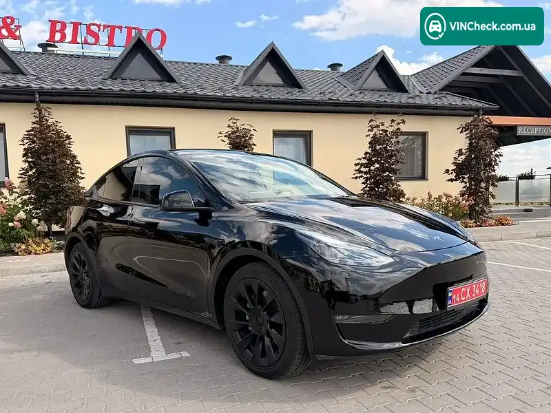 Tesla Model Y 2024, фото з оголошення 1 з 20, VIN 7SAYGDEE5RA229864