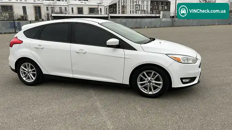 Ford Focus 2018, фото з оголошення 2 з 20, VIN 1FADP3K26JL279845