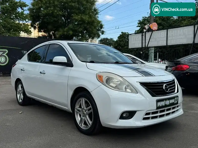 Nissan Versa 2013, фото з оголошення 1 з 16, VIN 3N1CN7AP4EL834451