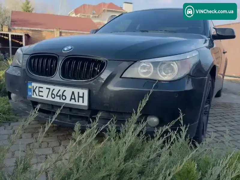 BMW 5 Series 2005, фото з оголошення 2 з 11, VIN WBANE51020B976124