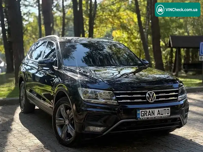 Volkswagen Tiguan 2020, фото з оголошення 1 з 20, VIN 3VV2B7AX7LM096848