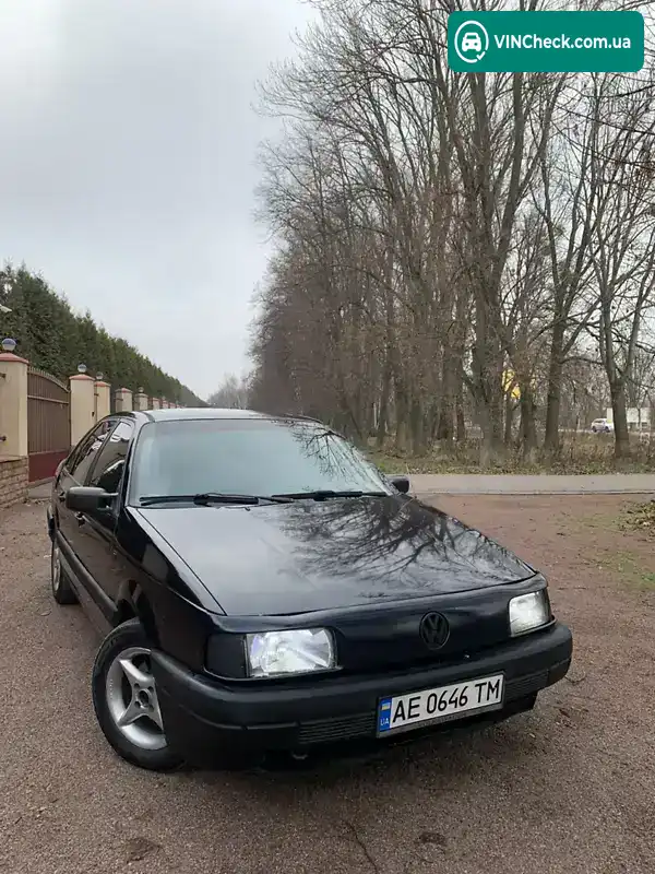 Volkswagen Passat 1991, фото з оголошення 1 з 16, VIN WVWZZZ31ZME281986
