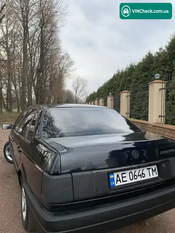 Volkswagen Passat 1991, фото з оголошення 2 з 16, VIN WVWZZZ31ZME281986