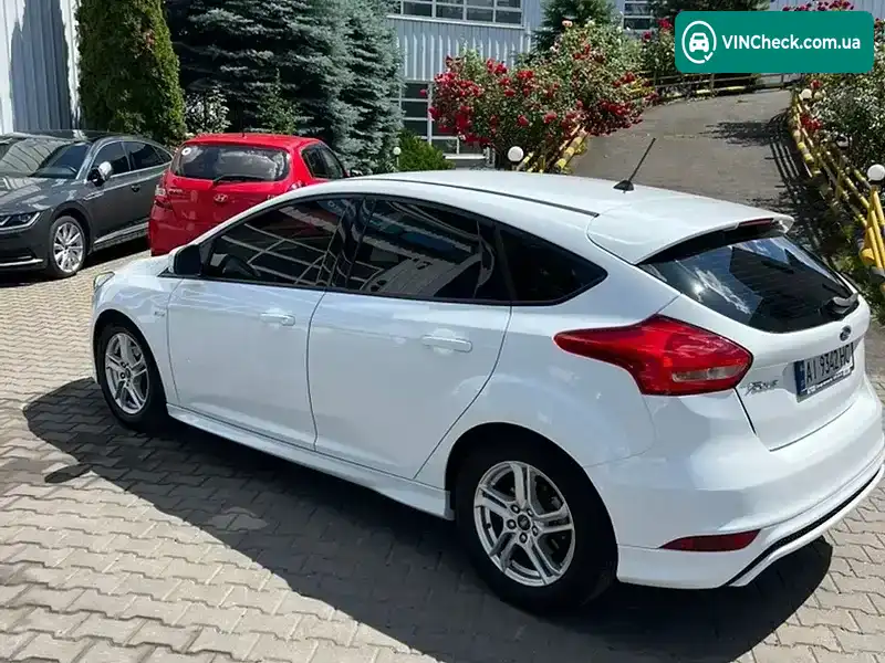 Ford Focus 2017, фото з оголошення 2 з 20, VIN WF05XXGCC5HD27040