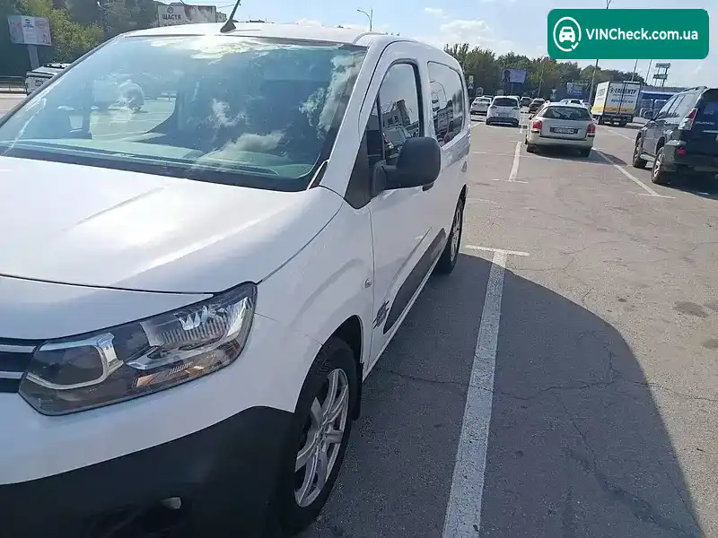 Citroen Berlingo 2019, фото з оголошення 2 з 20, VIN VR7EF9HPAKJ705513