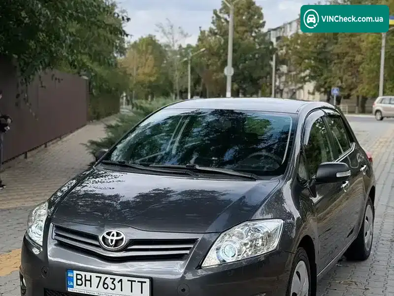 Toyota Auris 2011, фото з оголошення 2 з 17, VIN NMTKV58E10R071288