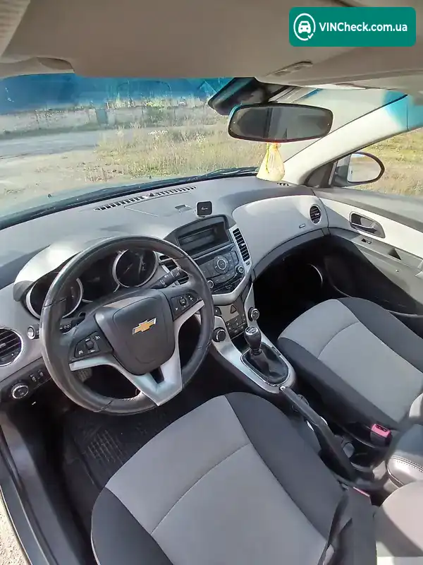 Chevrolet Cruze 2011, фото з оголошення 2 з 14, VIN KL1JF69E9BK180800