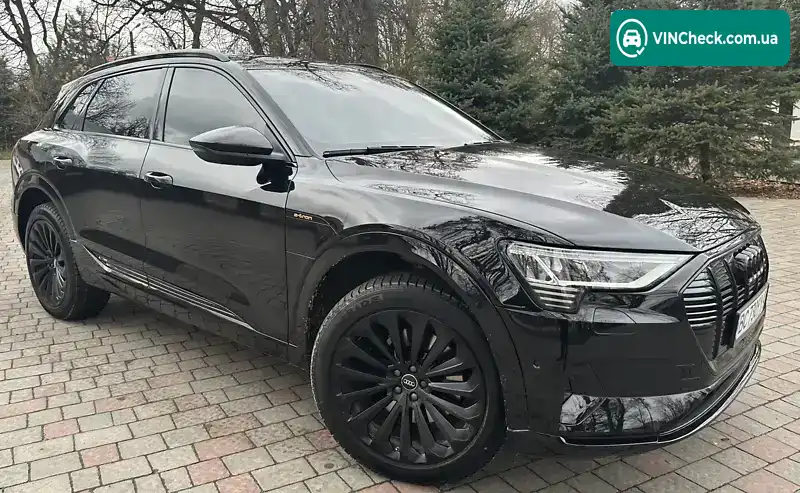 Audi e-tron 2019, фото з оголошення 1 з 20, VIN WAUZZZGE2KB004445