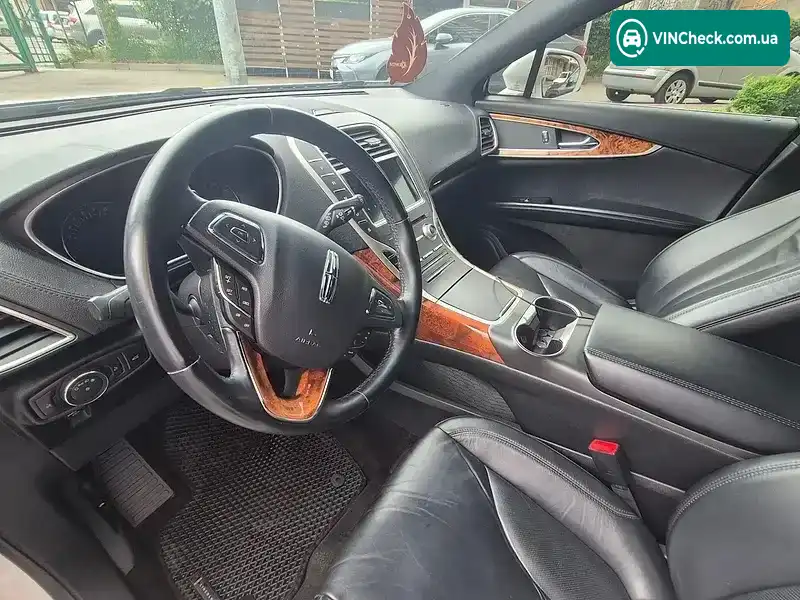 Lincoln MKX 2016, фото з оголошення 2 з 13, VIN 2LMTJ8KR1GBL89504
