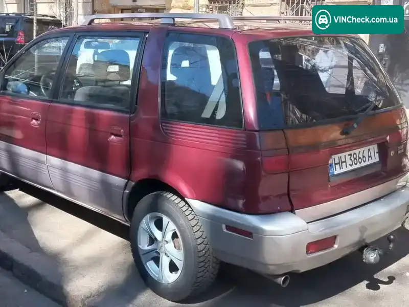 Mitsubishi Space Wagon 1993, фото з оголошення 2 з 17, VIN JMBLNN33WPZ000875